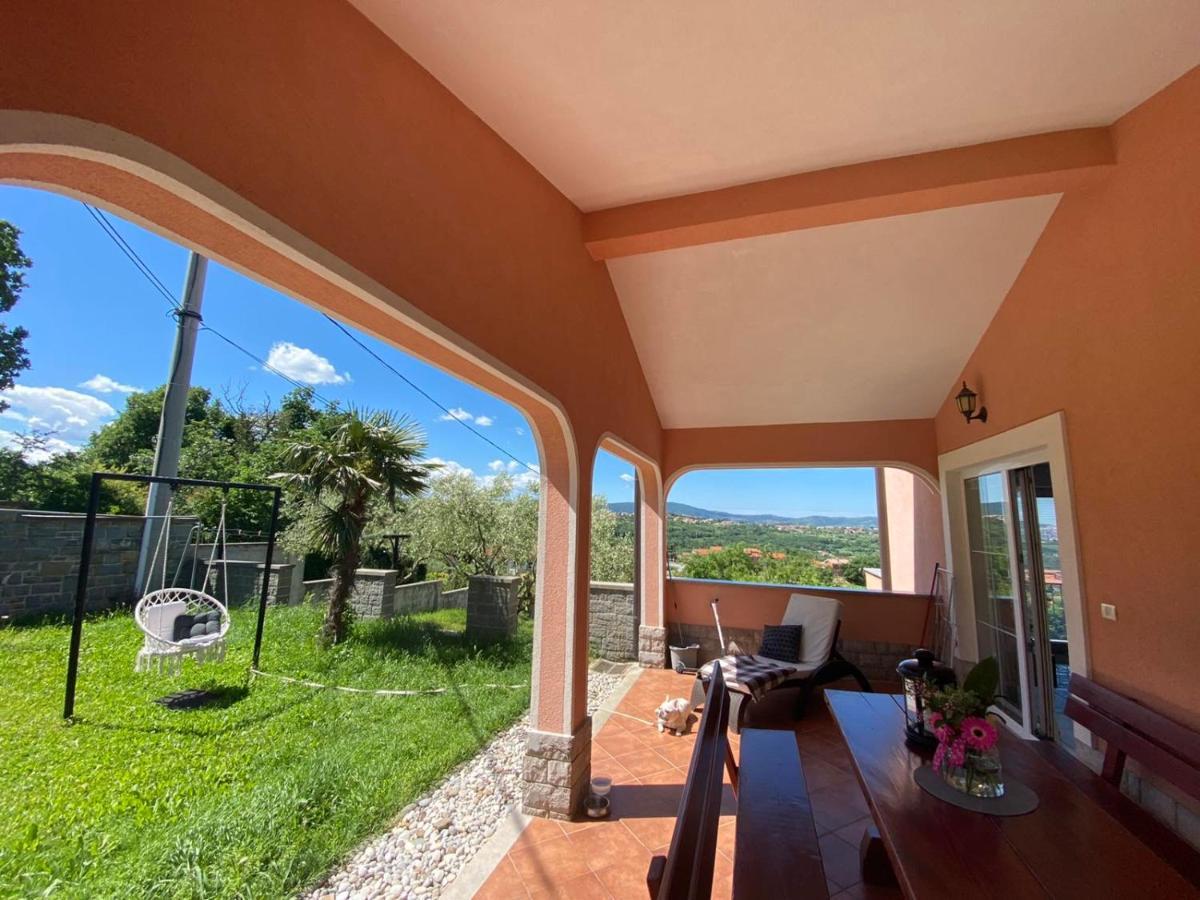 Apartma Mija-Dekani Экстерьер фото